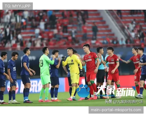 河南队2-1逆转大连人，迎来赛季主场首胜